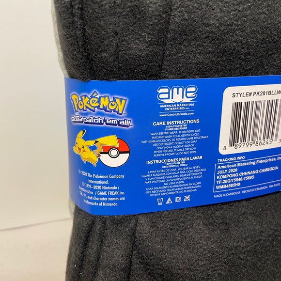 Pokémon Pikachu Pajama Set - Picture 6 of 7